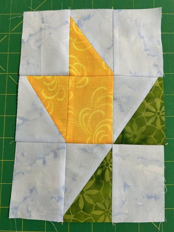 yellow flower quilt block